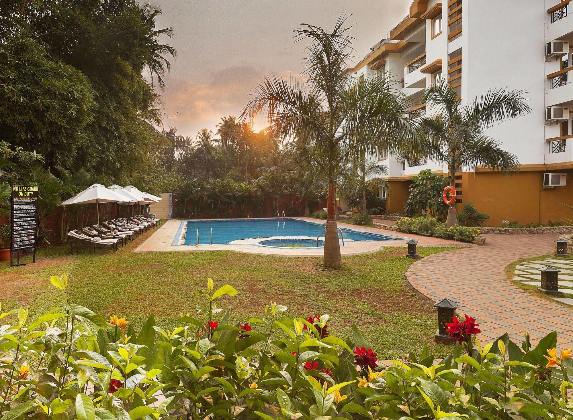 Crystal By Morpho, Goa Villagio Resort Betalbatim Exterior foto